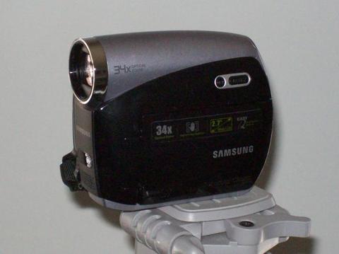 Samsung SC-D382 miniDV Camcorder 