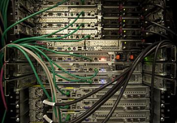 "Servers in a Rack" by Abigor - Own work. Licensed under CC BY-SA 3.0 via Wikimedia Commons - https://commons.wikimedia.org/wiki/File:Servers_in_a_Rack.jpg#/media/File:Servers_in_a_Rack.jpg